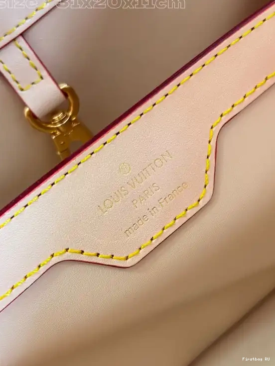 First bag ru VUITTON LOUIS CAPUCINES BB-31.5*20*11CM 0706